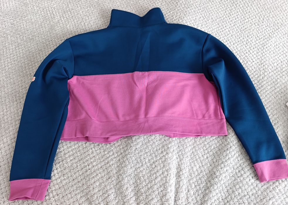 Nike Pro дамски суитчър