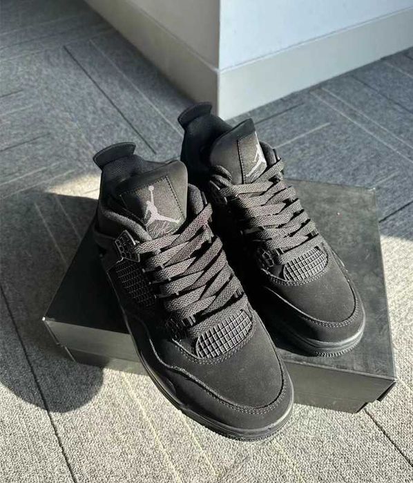 Jordan 4 Retro Black Cat
