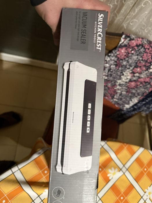 Silver crest уред за вакумиране