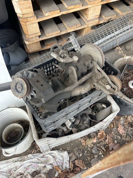 Запчасти на двигатель 2.5 2LT дизель