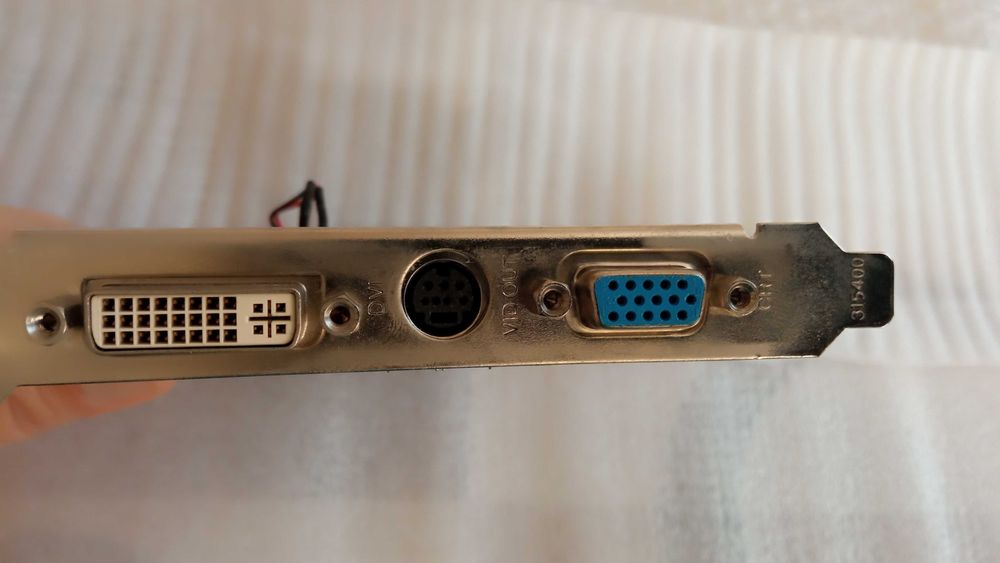 Видеокарта radeon 9550 128mb AGP слот!