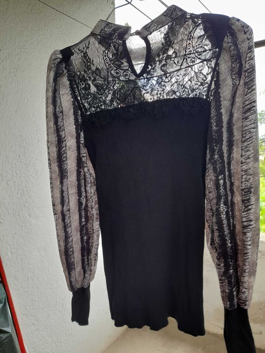 Продавам дамска блуза