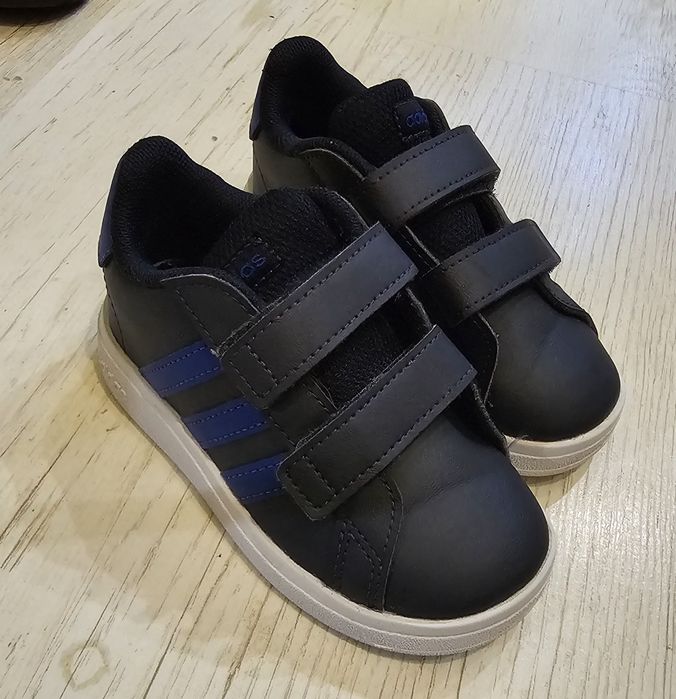 Детски обувки Adidas