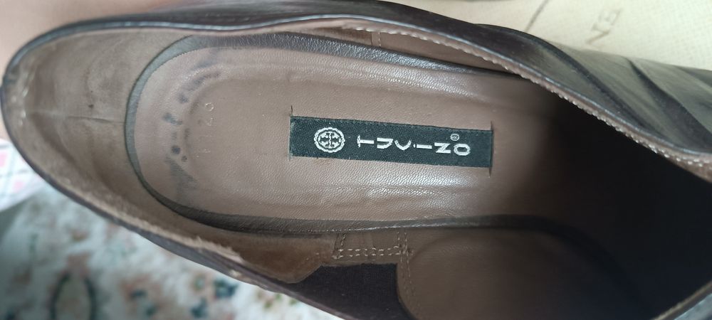 Продам кожаные туфли