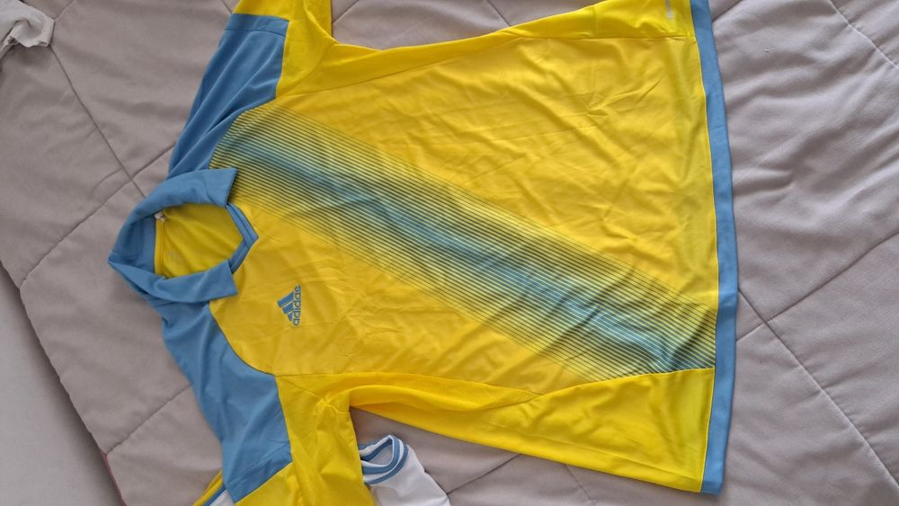 Комплект спортивной формы Адидас