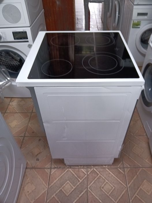 Свободно стояща печка с керамичен плот Voss Electrolux с 2 години Гаранция!