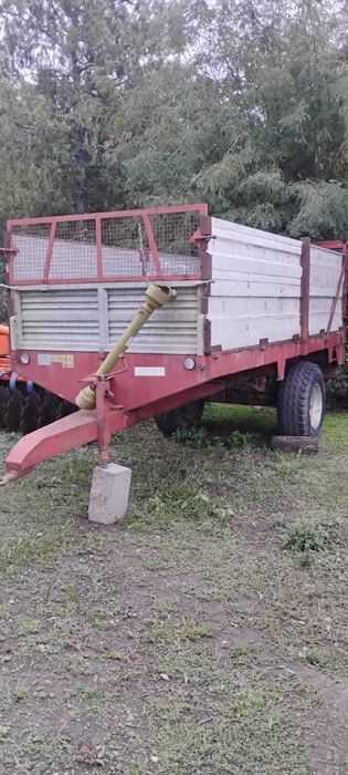 Remorcă de împrăștiat gunoi Testore SP60RM