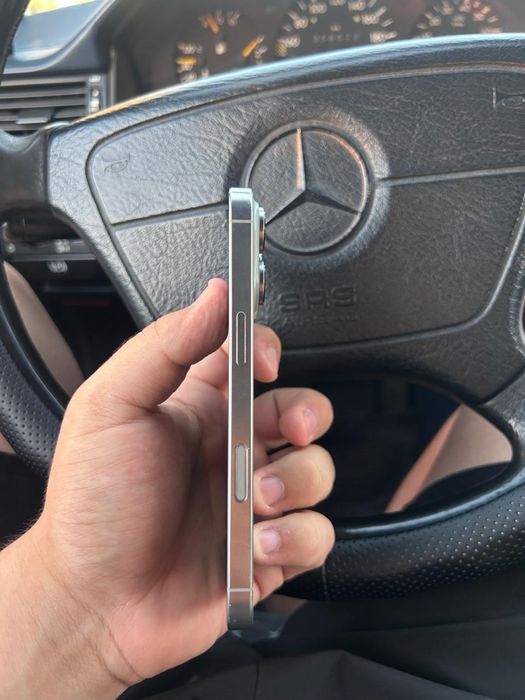 iPhone 16 про 256 гб