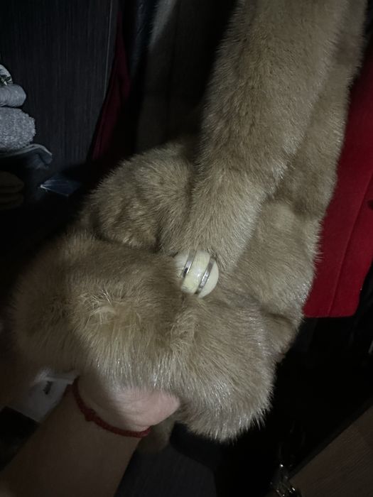 Продается норкова шуба 46 размера