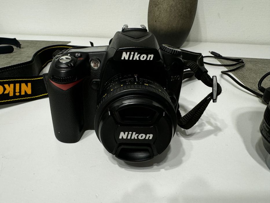 Nikon D90, полный комплект