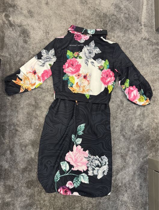 Лека и ефирна рокля OFF WHITE