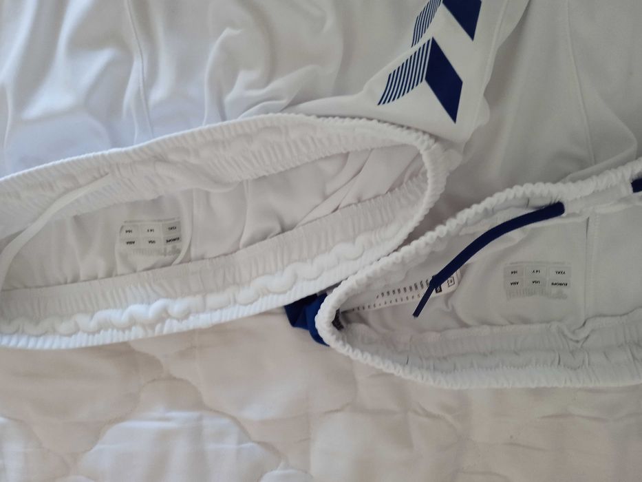 Hummel Everton къси панталони  размер 164