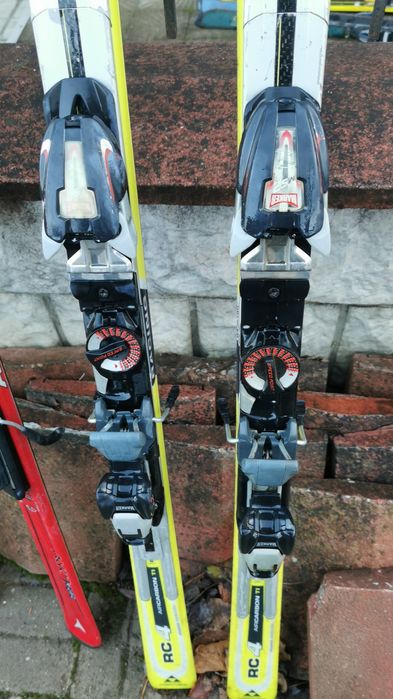Ски  Atomic и  Racegarve pro