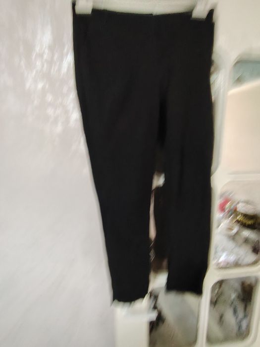 Ayollar kiyimi sotiladi