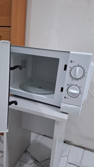 Продам микроволновую печь