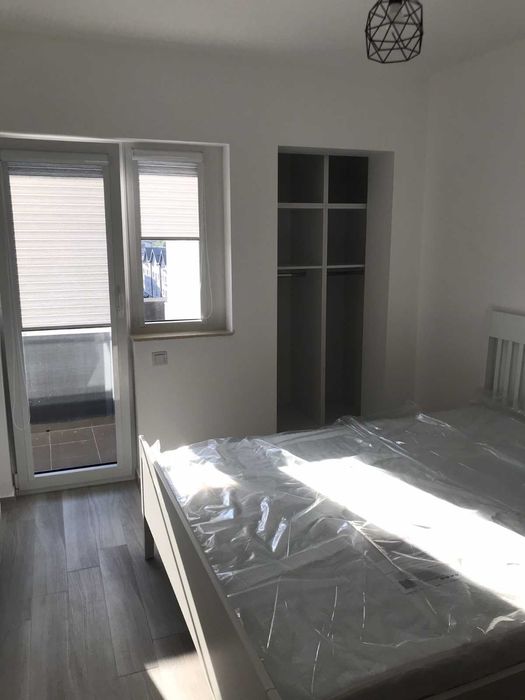 Proprietar, inchiriez garsoniera dubla, disponibila imediat + loc parcare