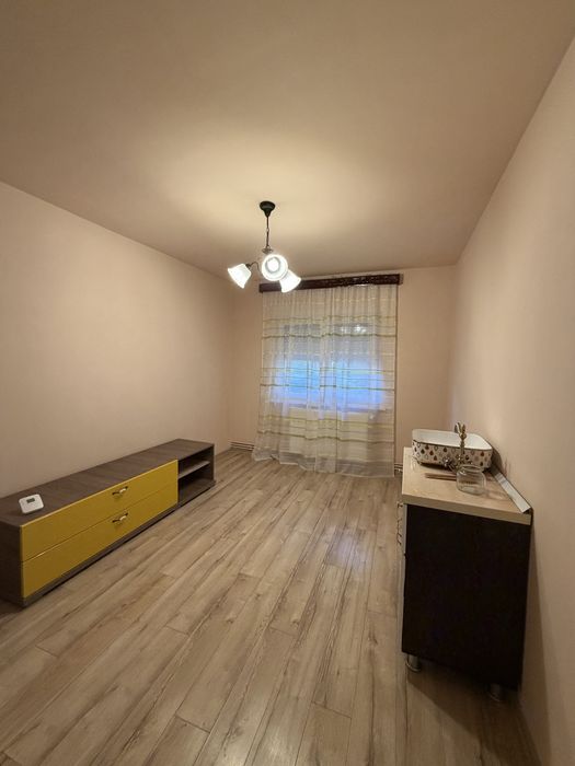 Apartament/spațiu de închiriat