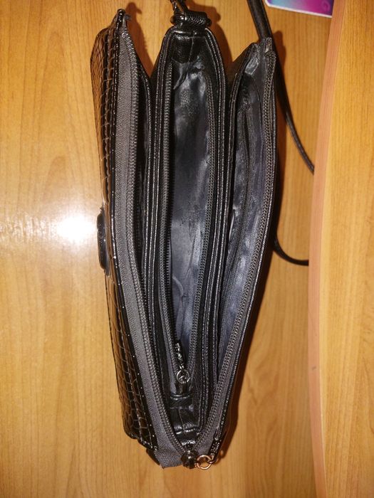 Продам кожанную сумку