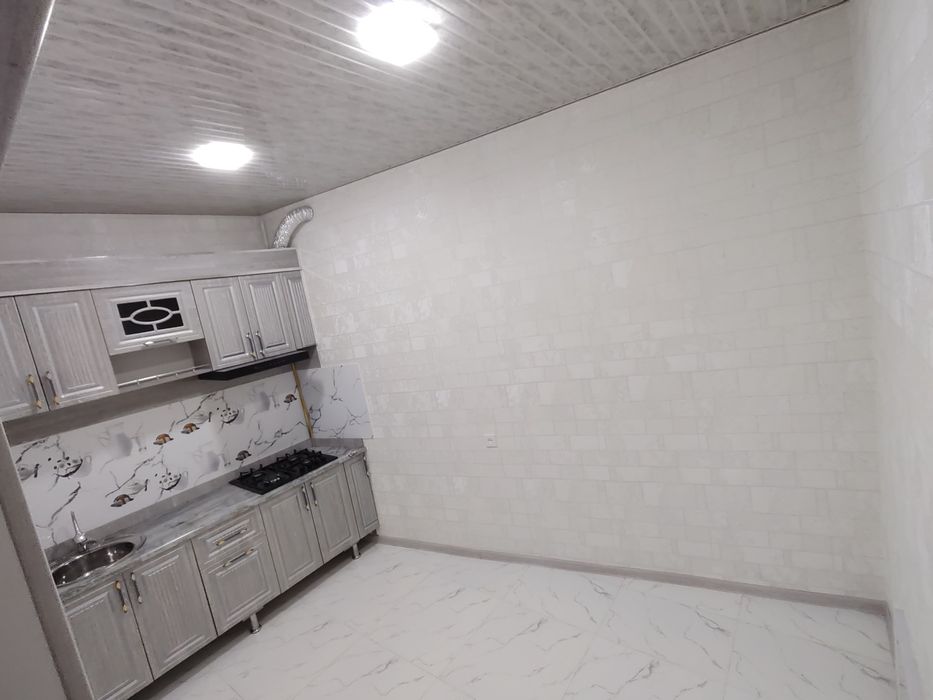 3 xonali hovli 1.5 sotix