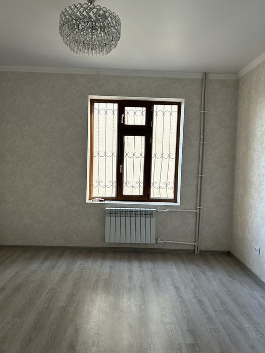 3 - ком кв В центре города Навои с видом на озеро 5 этаж