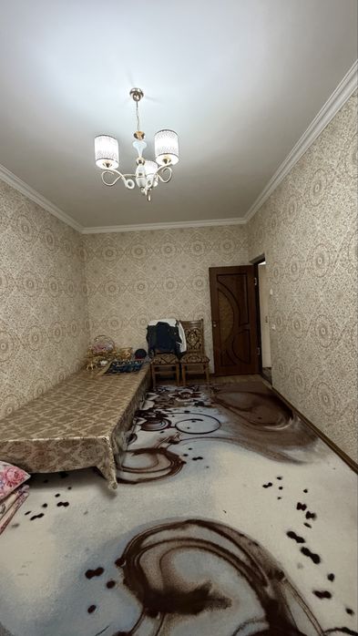 Продаётся 2 ком в 8 микрорайоне