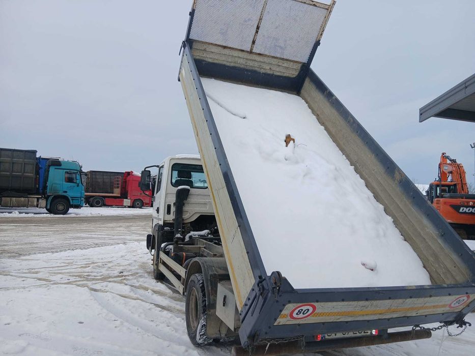 Nissan Atleon,TK 80.75