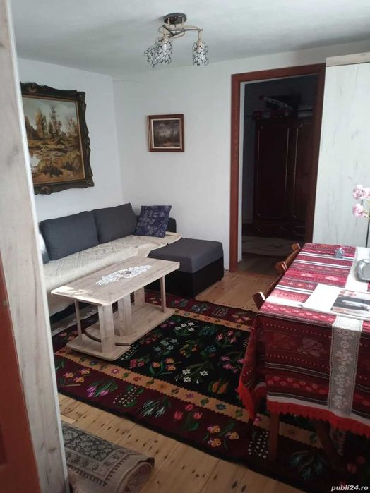 Vand casa in Vaideeni, Valcea, pretabila pt locuit sau casa de vacanta.