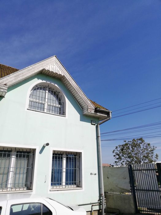 Vând teren in Tg. Mures, suprafata de 4512 mp si Casa sediu firma