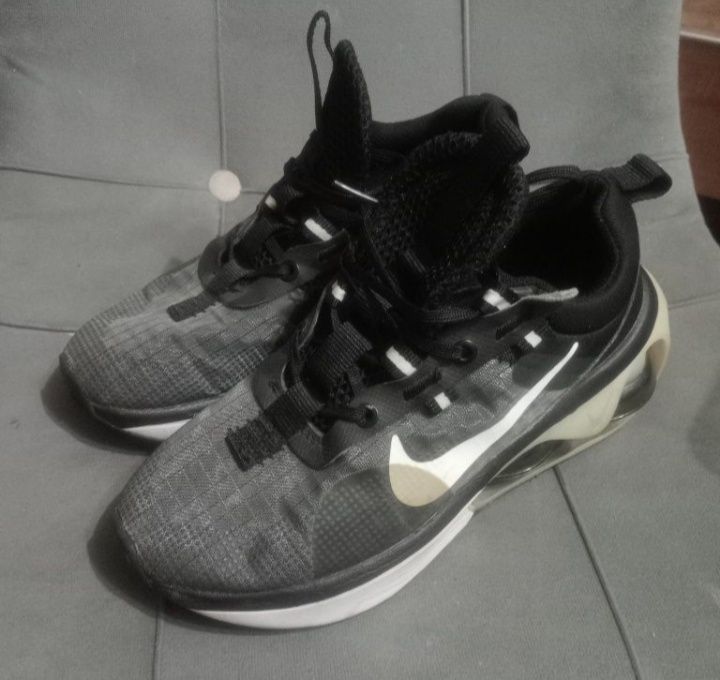 Мужские оригинальные кроссовки NIKE