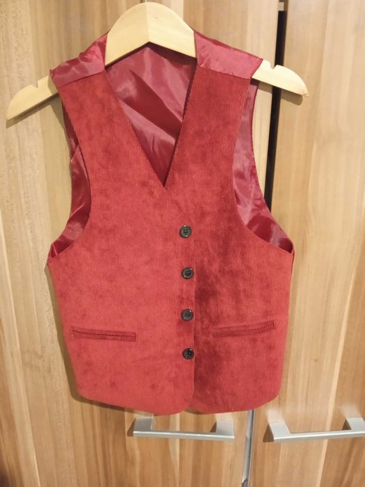 Costum pentru ocazii