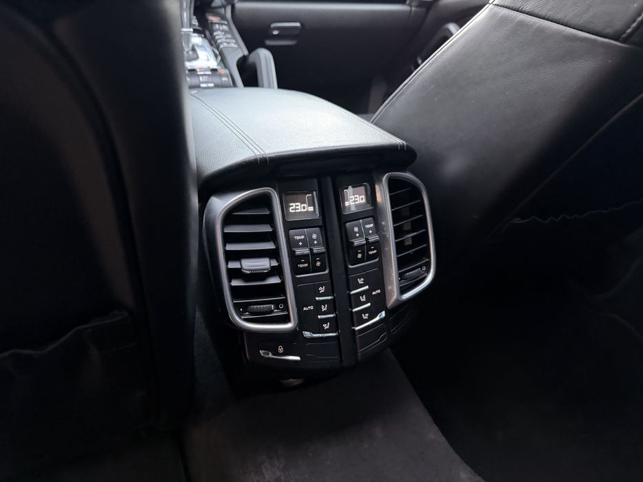 Vand/Schimb Cayene Facelift 4,2D FULL OPTION