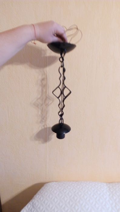 Продавам полюлей и лампи за стена от ковано желязо