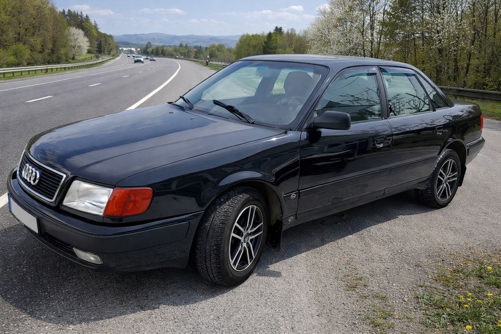 Продам Ауди 100 с4