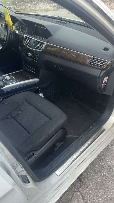 Мерцедес Е220 CDI