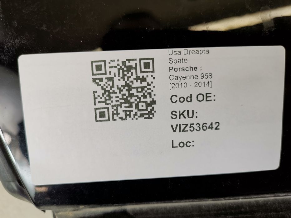 Порше Каен / Porsche Cayenne Оригинална задна дясна врата в добро съст