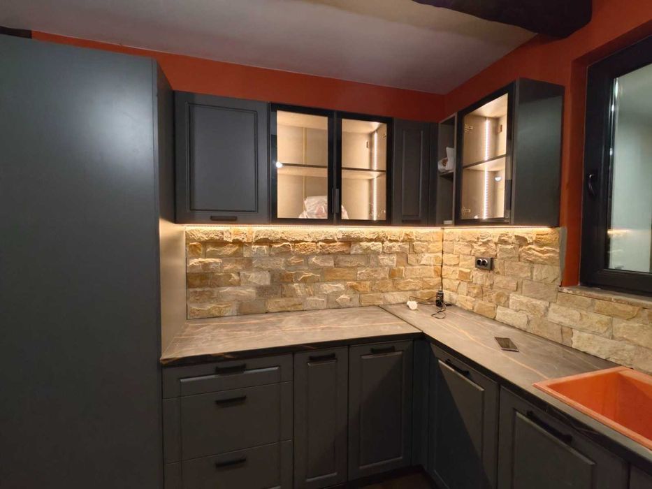 Дава се под наем Къща в с. Марково, Област Пловдив - 200 кв.м за 2000 € - Снимка #8