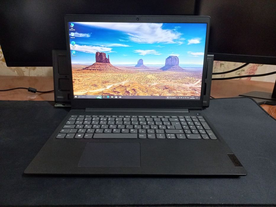 ноутбук Lenovo Ideapad 3
