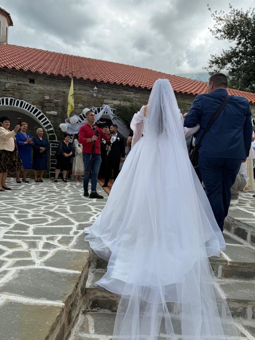 Vanzare rochie mireasa + voal