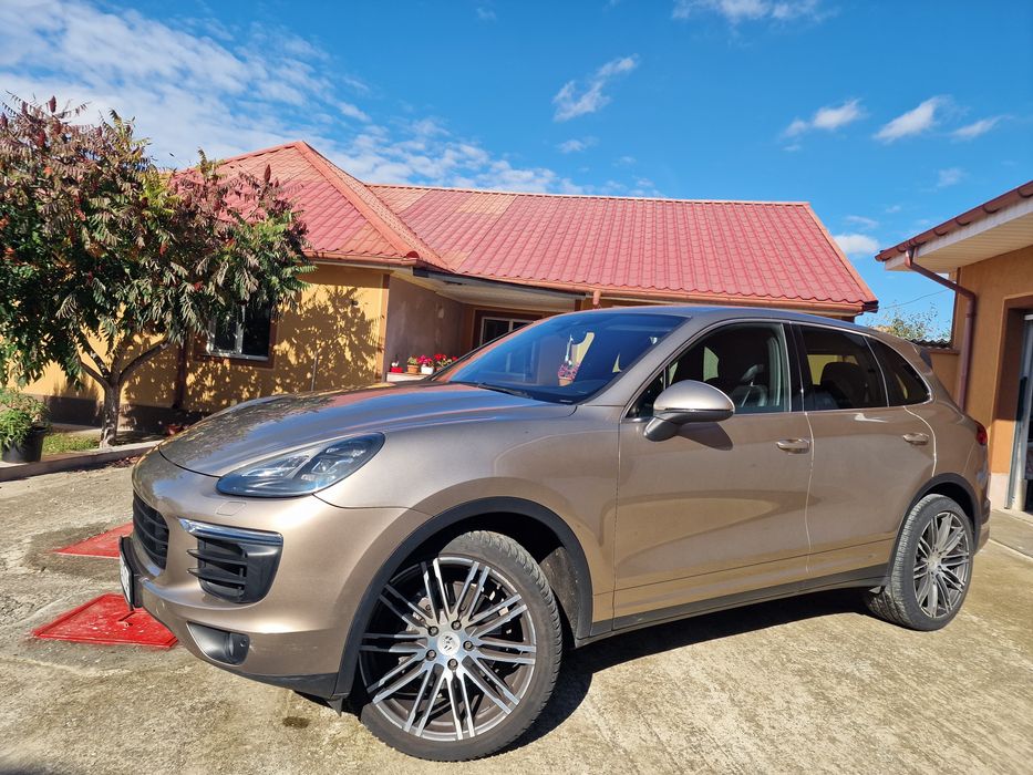 Porsche Cayenne Facelift 2015 - 3.0 Diesel - 262 CP -Full Option