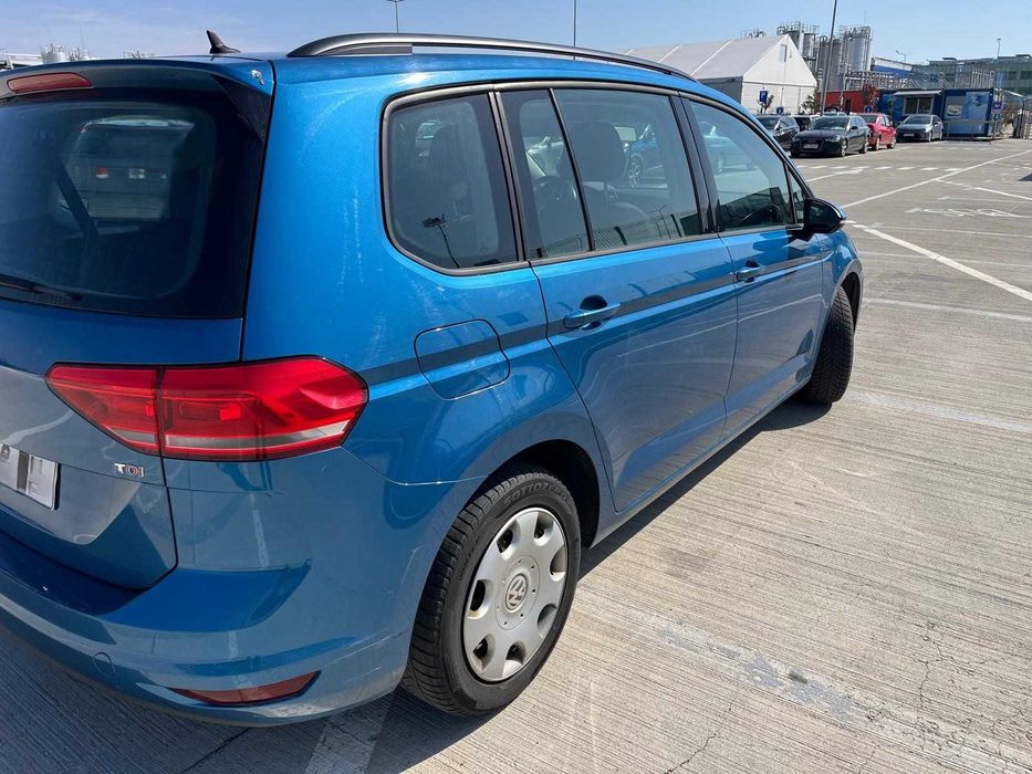 VW Touran 2016, 7 locuri