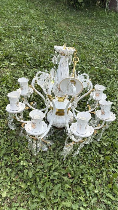 Lustra veche ceramica pictata si cristal