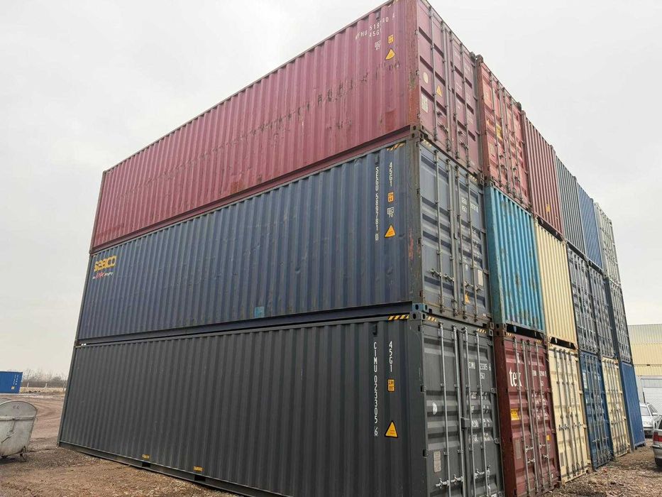Нови 40-футови High Cube контейнери – Налични в син и бежов цвят
