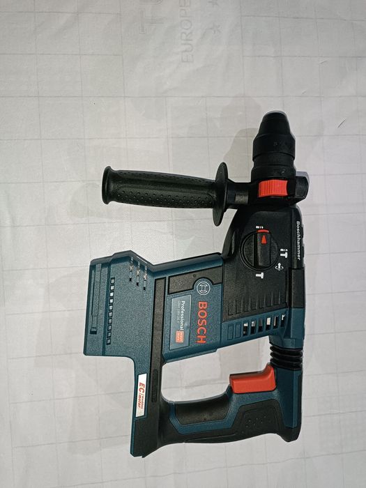 Bosch GBH 18V-26