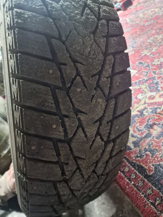 Шины зимние 225/65 R17