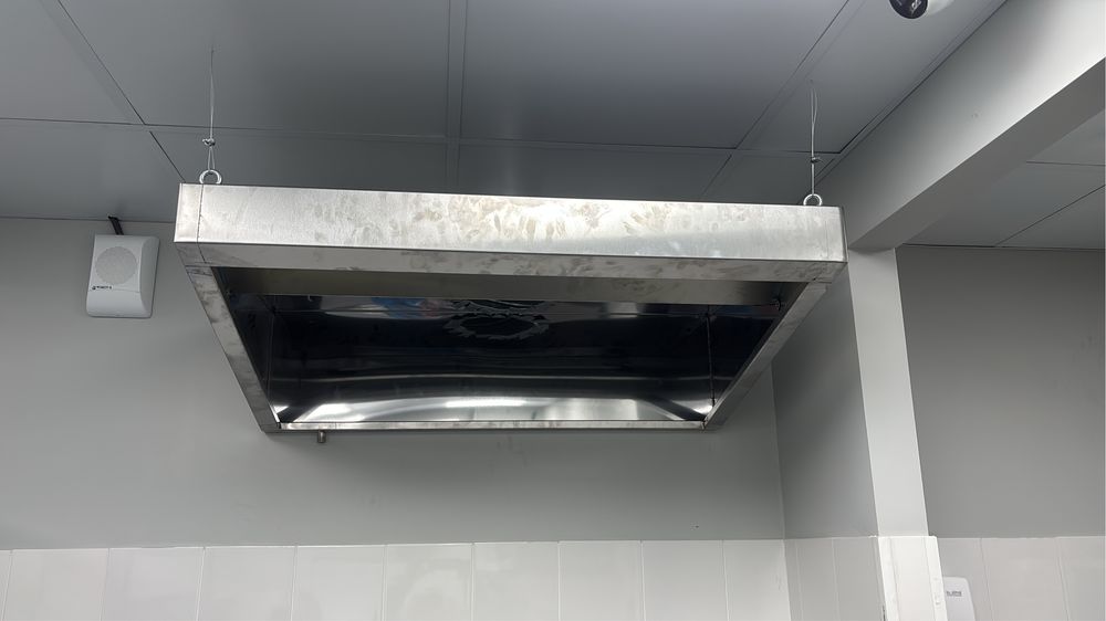 Установка кухонной вентиляции