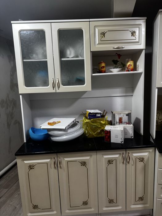 Продам кухоный гарнитур