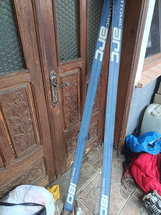 Schiurii ,le vînd și separat Atomic World Cup ,Blizzard