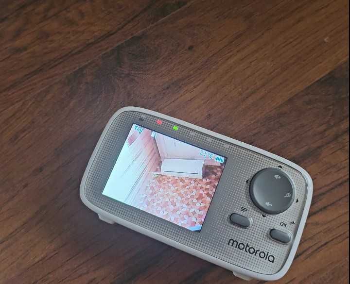 Видео Бебефон MOTOROLA