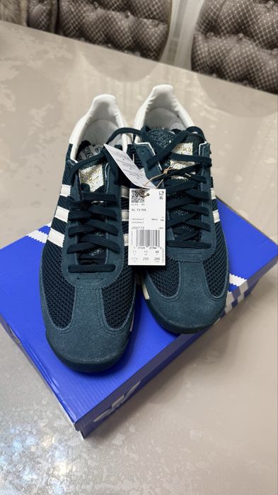 Кроссовки Adidas