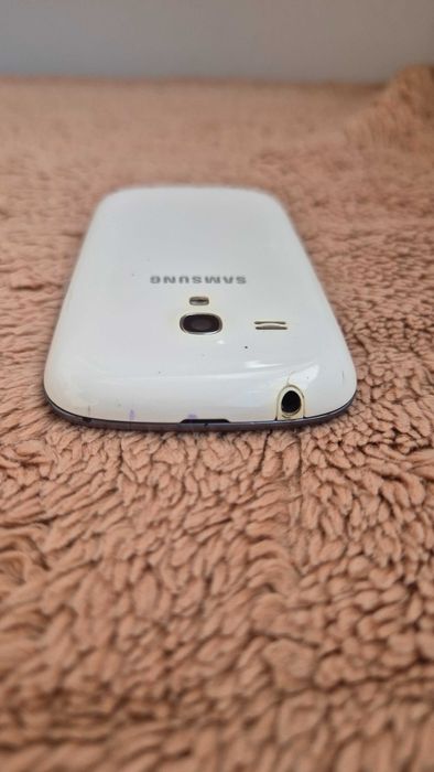 Смартфон Samsung Galaxy S3 mini (GT-i8190)